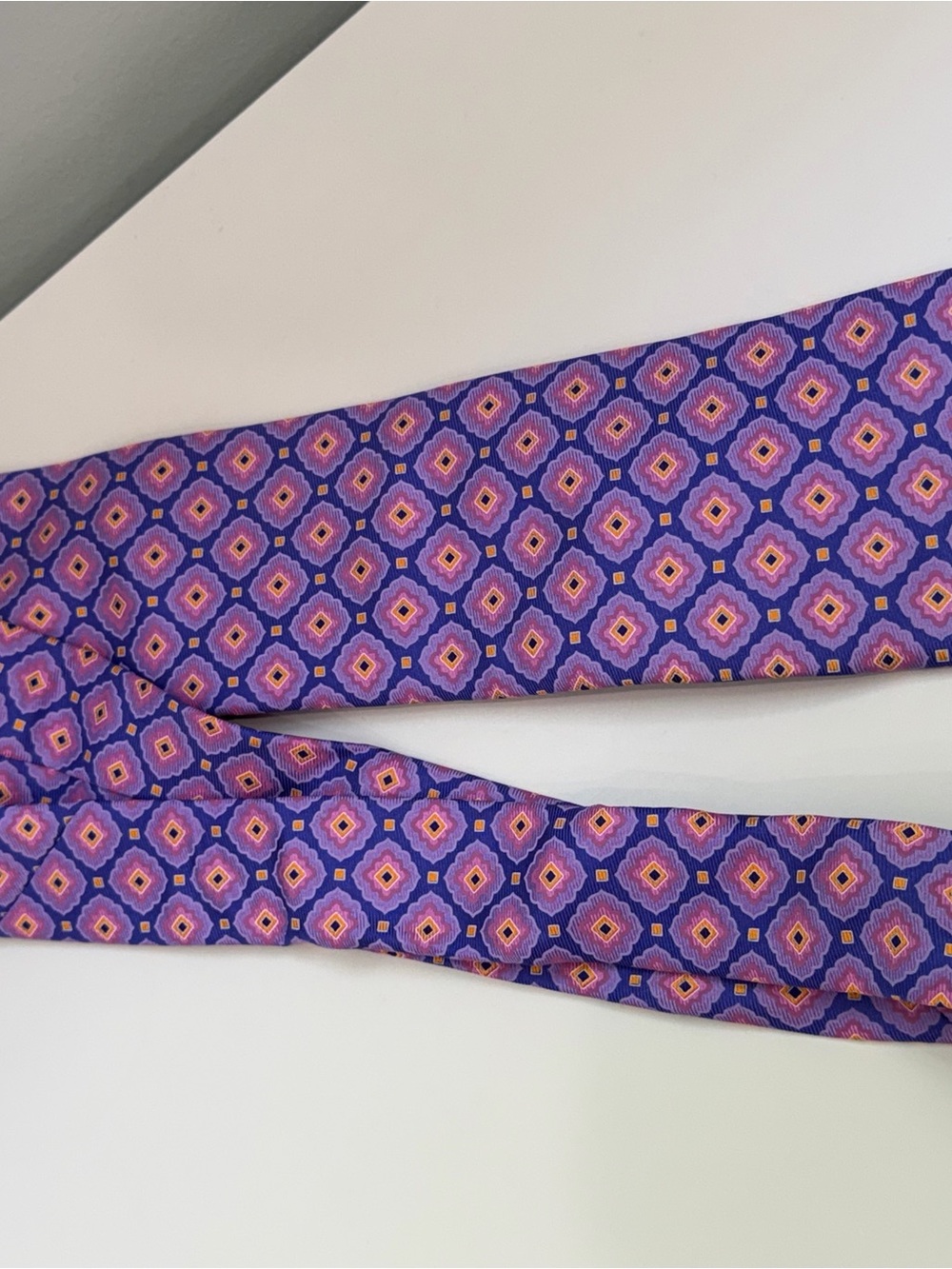 Ferrell Reed Silk Tie Purple Pink Geometric Designer Neck Tie Hand Tailored USA - Picture 4 of 8
